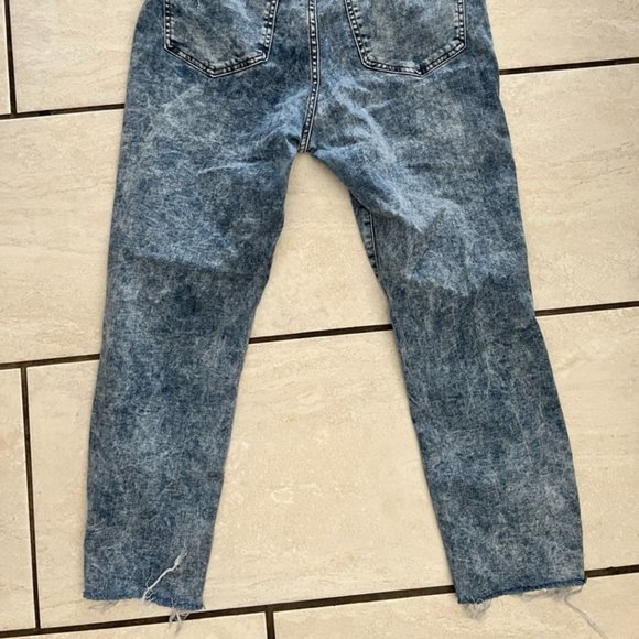 Express Slim Super Highrise Jeans - Picture 5 of 5